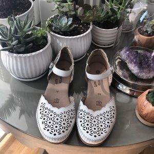 Pikolinos White Laser Cut Floral Leather Flats